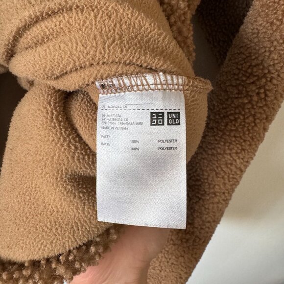 Uniqlo Teddy Tan Fleece Jacket - Picture 4 of 5
